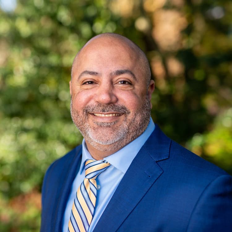Carlos Torres, líder de NBG Latino